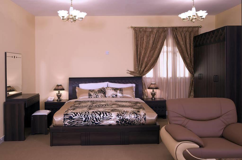 Tiger Home Hotel Apartments Muscat Ngoại thất bức ảnh