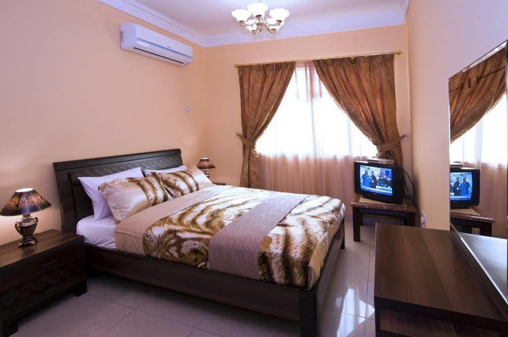 Tiger Home Hotel Apartments Muscat Ngoại thất bức ảnh