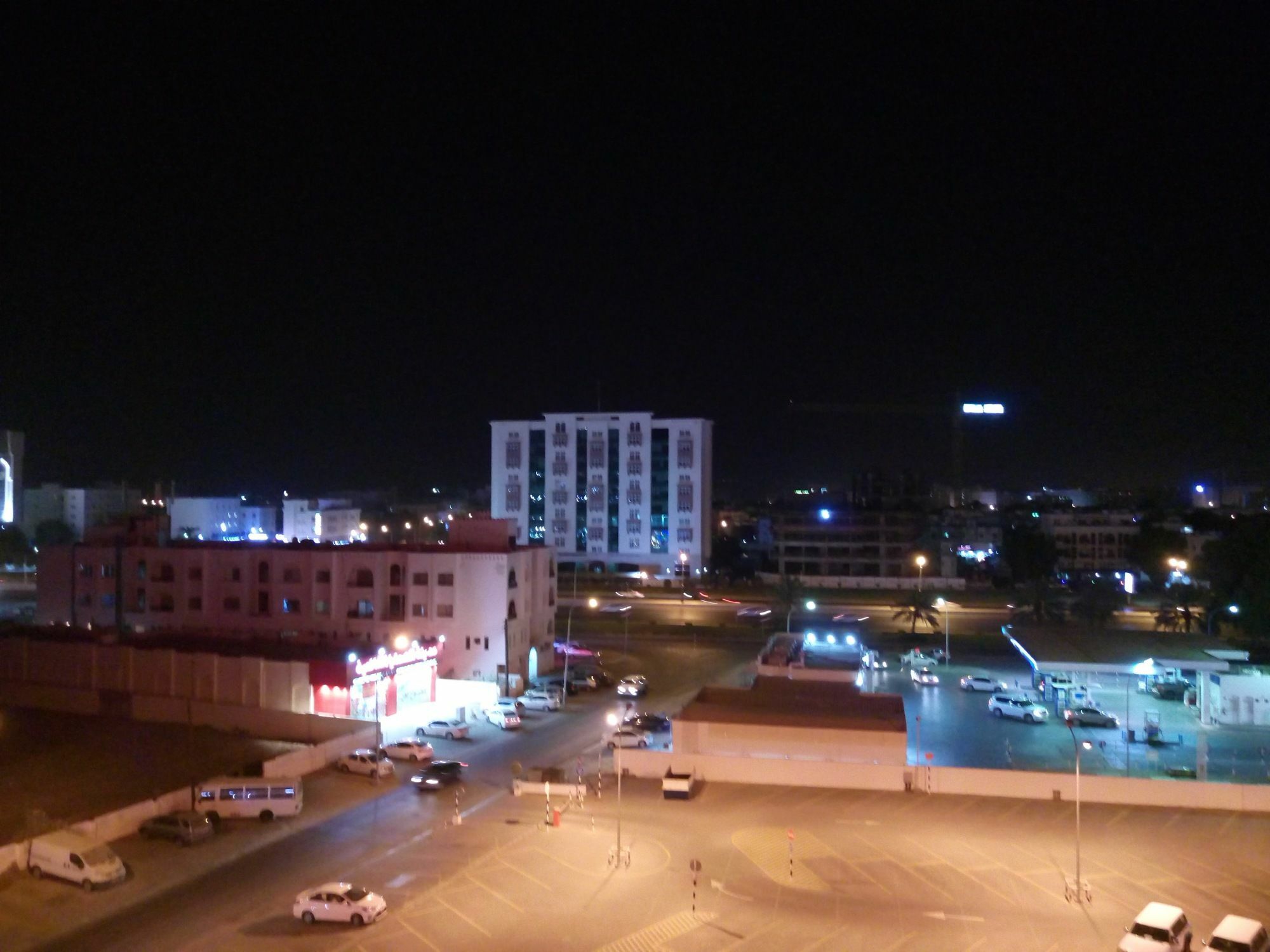 Tiger Home Hotel Apartments Muscat Ngoại thất bức ảnh